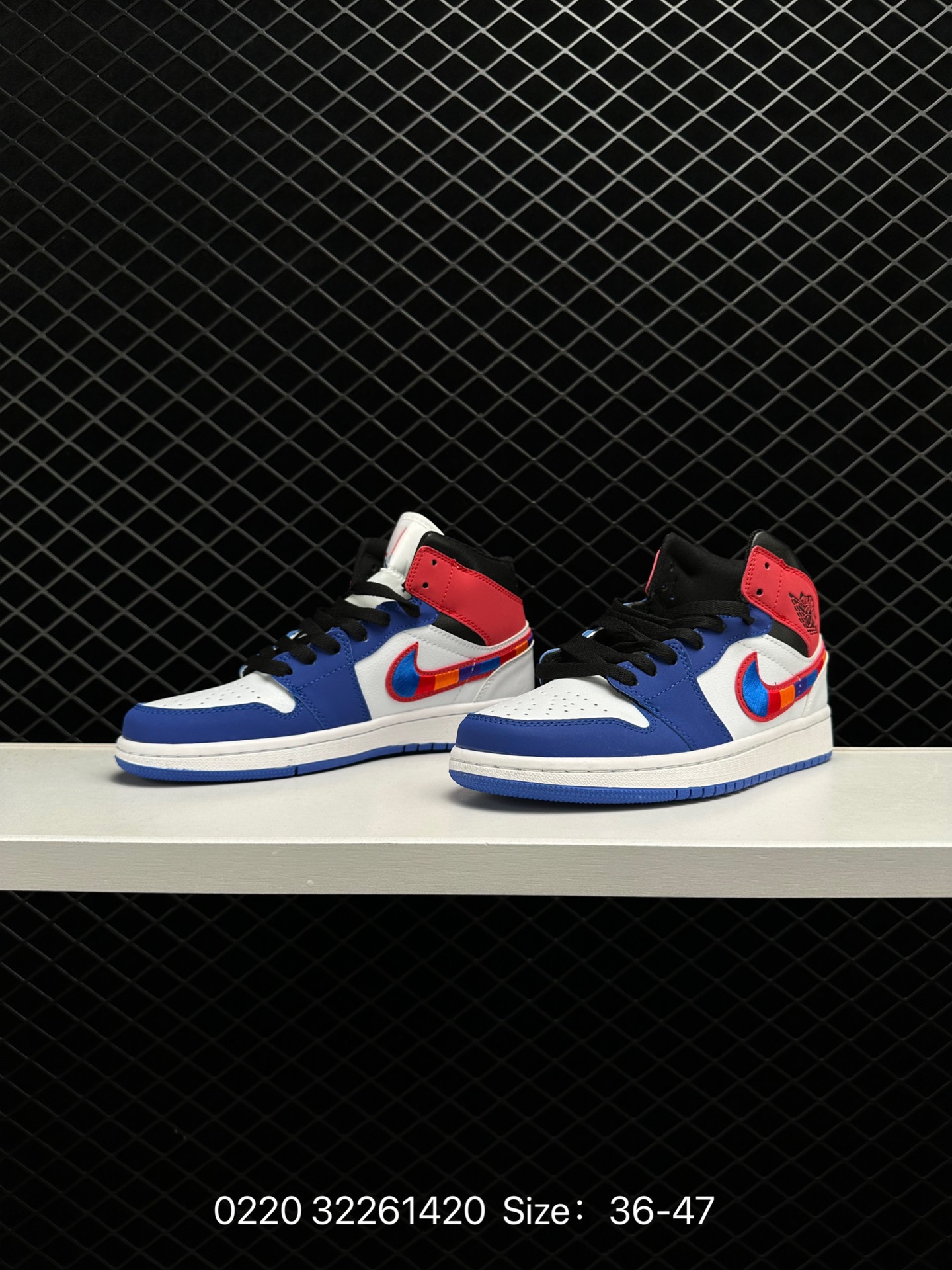 Air Jordan 1 Mid “Red and Black”